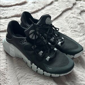 Men's Nike Metcon Black and White Athletic Shoes